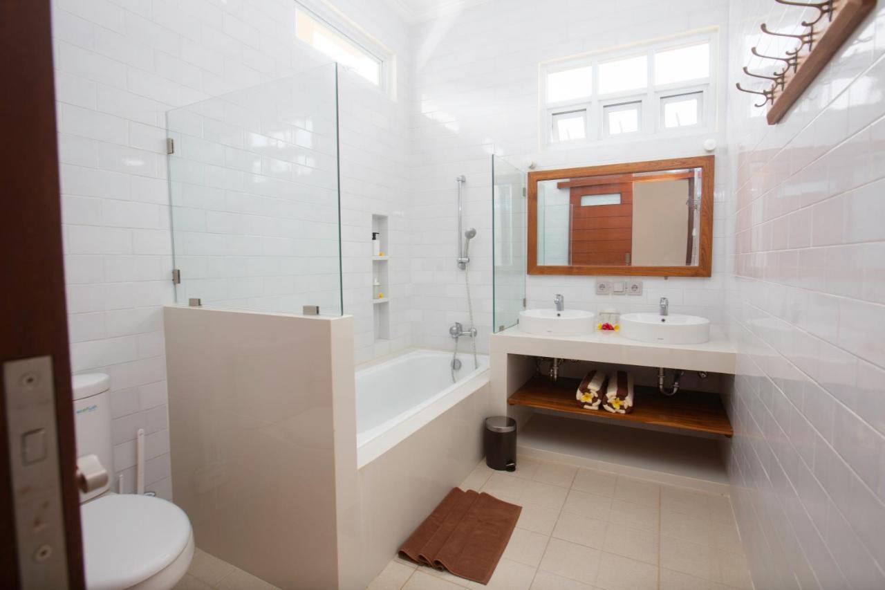 Donguri House Bali Bed & Breakfast Jimbaran Exterior foto