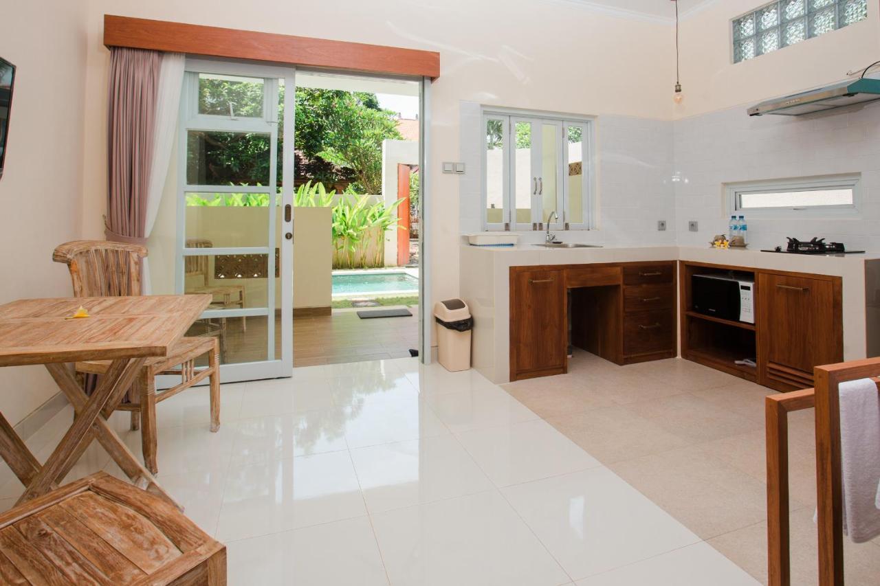 Donguri House Bali Bed & Breakfast Jimbaran Exterior foto