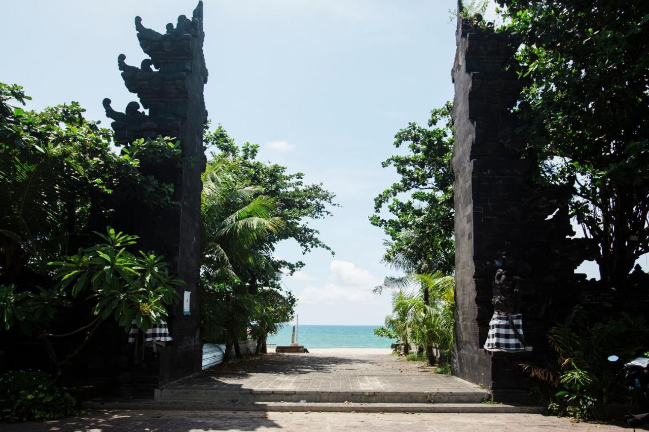 Donguri House Bali Bed & Breakfast Jimbaran Exterior foto