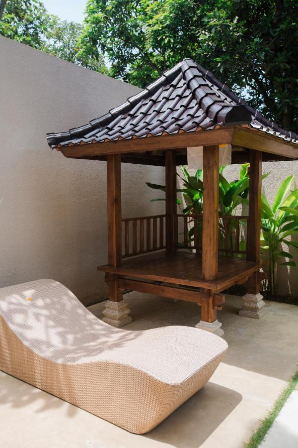 Donguri House Bali Bed & Breakfast Jimbaran Exterior foto