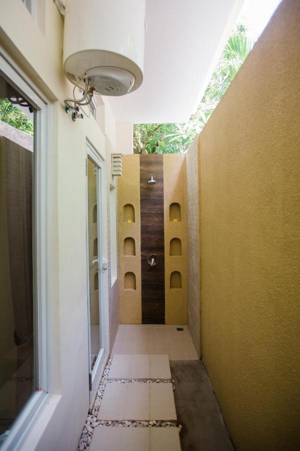 Donguri House Bali Bed & Breakfast Jimbaran Exterior foto